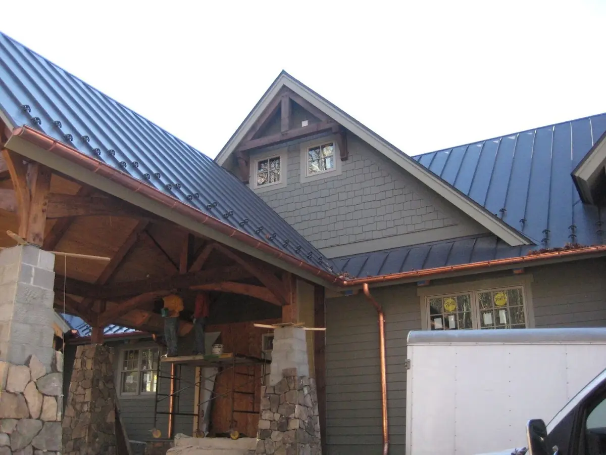 Craftsman Roofing team delivering quality roofing work in Postwoods